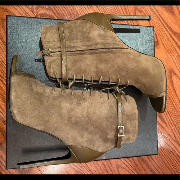 Booties - Picture 5 of 7